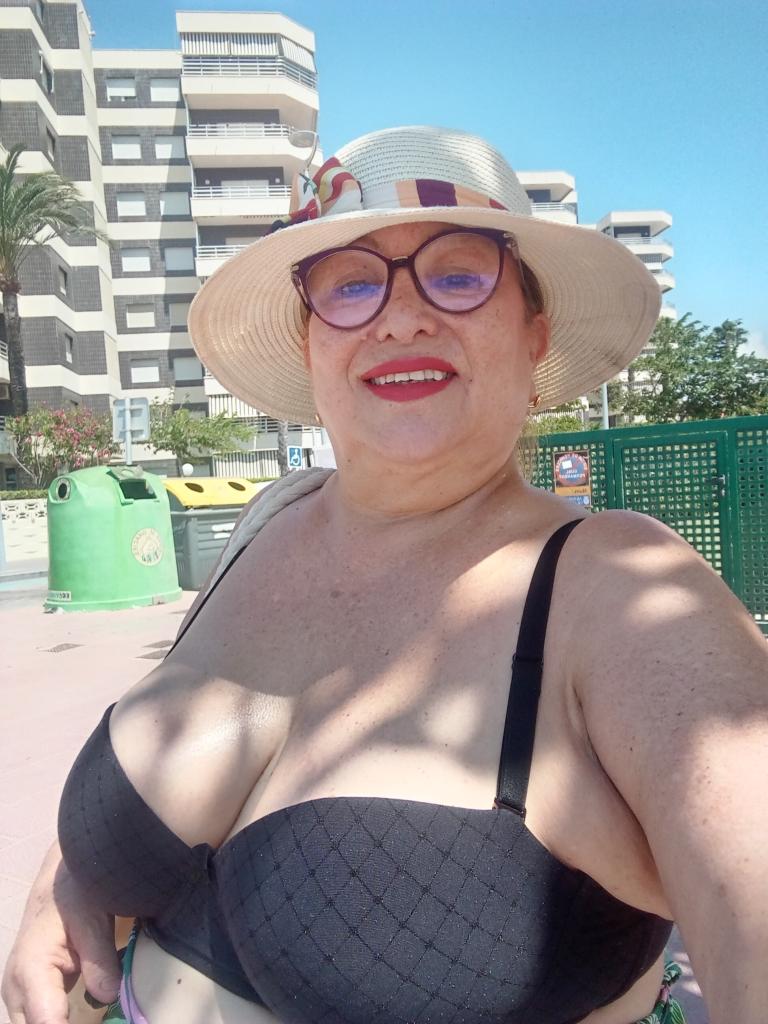 Chica busca chico en Alicante: 