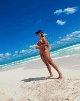 613665201: Chica busca chico en Ibiza