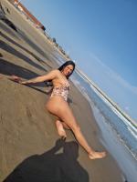 663045814: Chica busca chico en Gerona