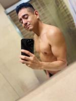 633073060: Chico busca chica en Madrid