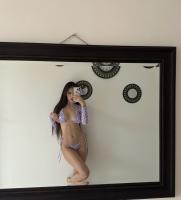 631583413: Chica busca chico en Sevilla