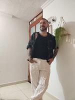 624422537: Chico busca chica en Toledo