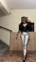 663049990: Chica busca chico en Madrid