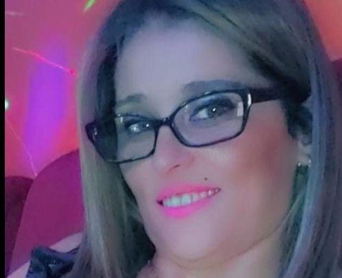 663753660: Chica busca chico en Barcelona