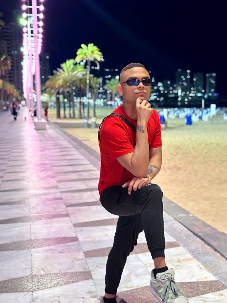 Chico busca chica en Alicante: 