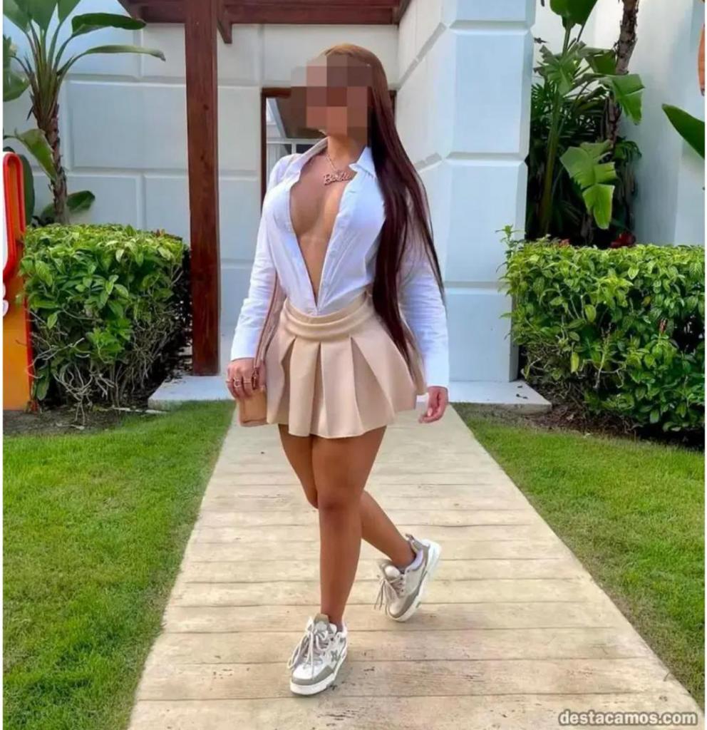 Chica busca chico en Huelva: Chica busca chico