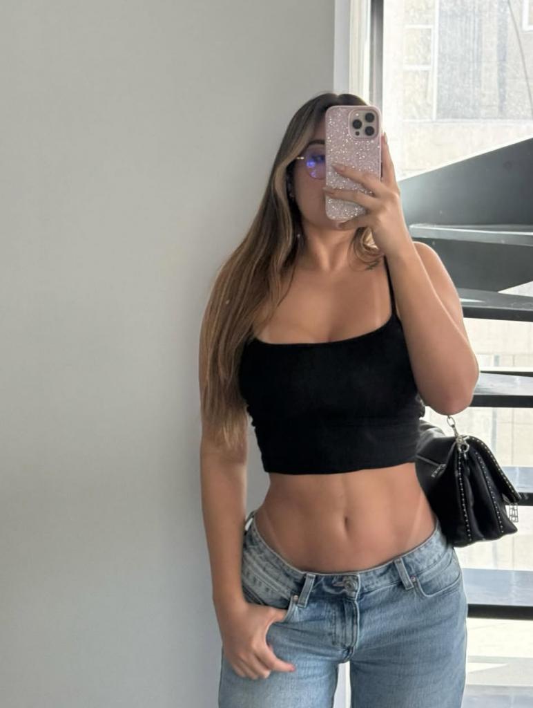 Chica busca chico en Cádiz: 