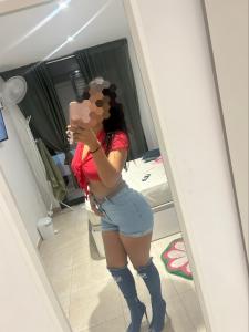 Chica busca chico en Barcelona: 