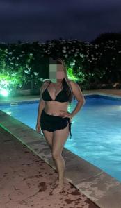 Chica busca chico en Cádiz: 