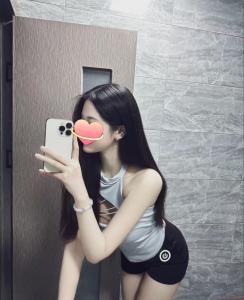 663518177: Chica busca chico en Valencia