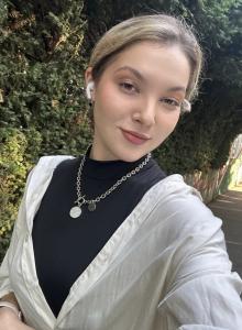 641126264: Chica busca chico en Gerona