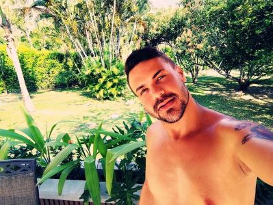 611176171: Chico busca chica en Cádiz