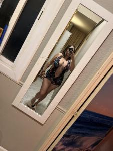 Chica busca chico en Almería: 