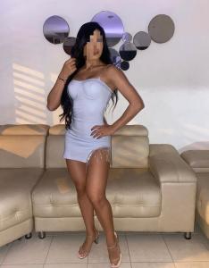 Chica busca chico en Cádiz: 
