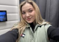 641126264: Chica busca chico en Gerona