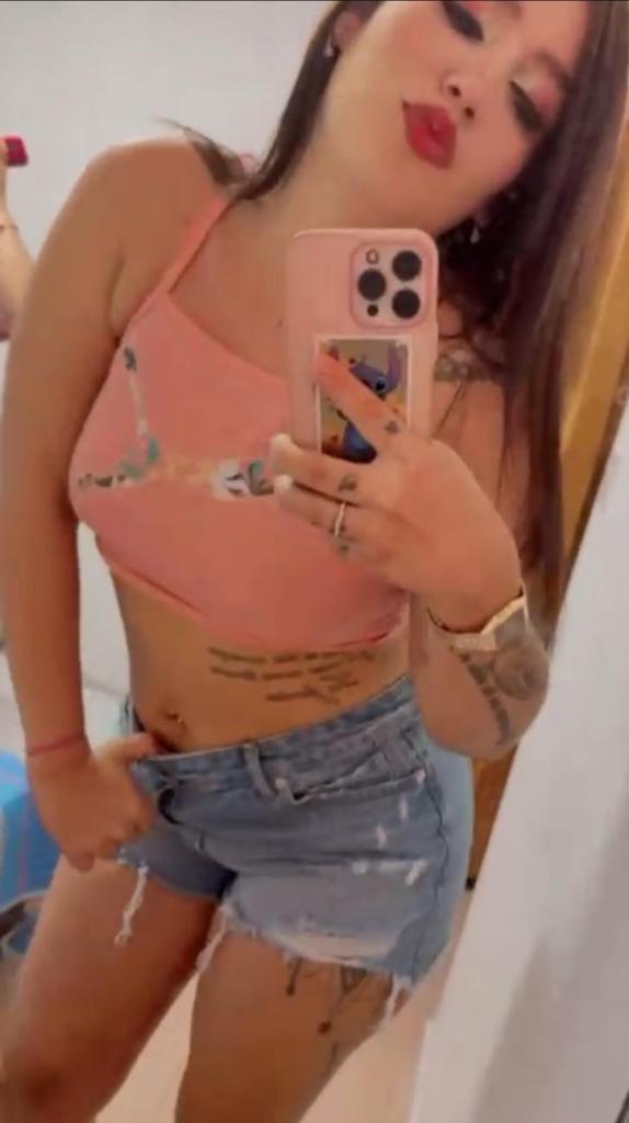 Chica busca chico en Valencia: Chica busca chico