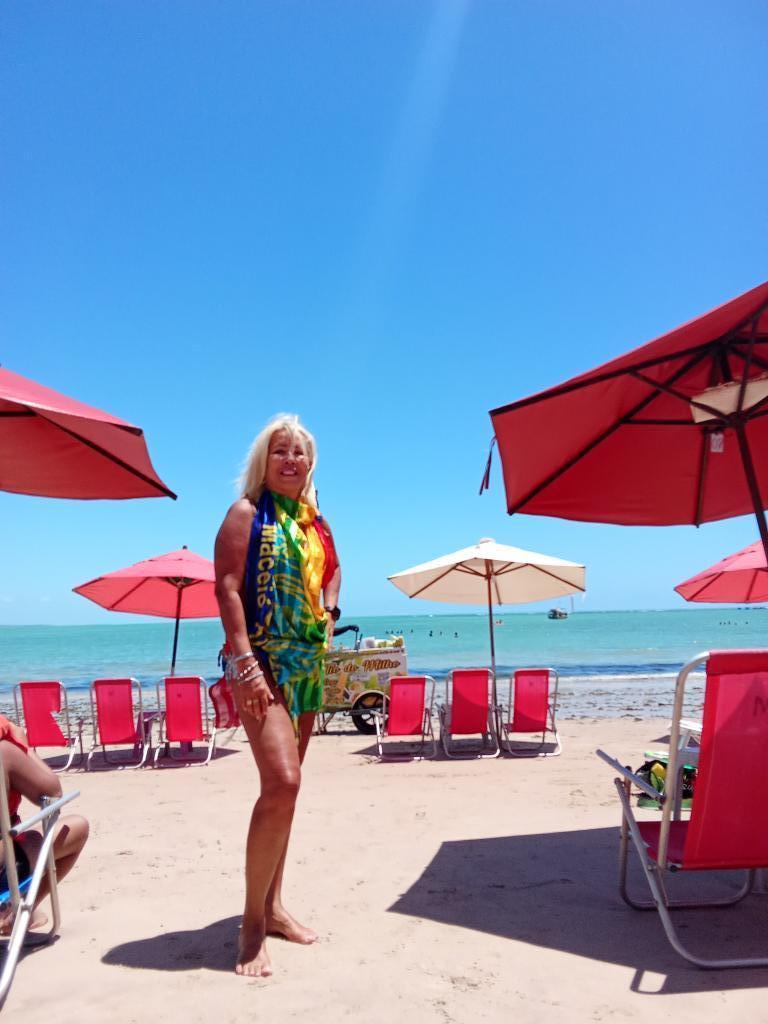 653213482: Chica busca chico en La Coruña