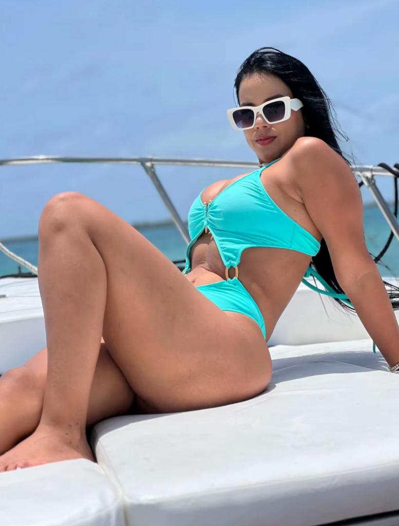 Chica busca chico en Tenerife: 