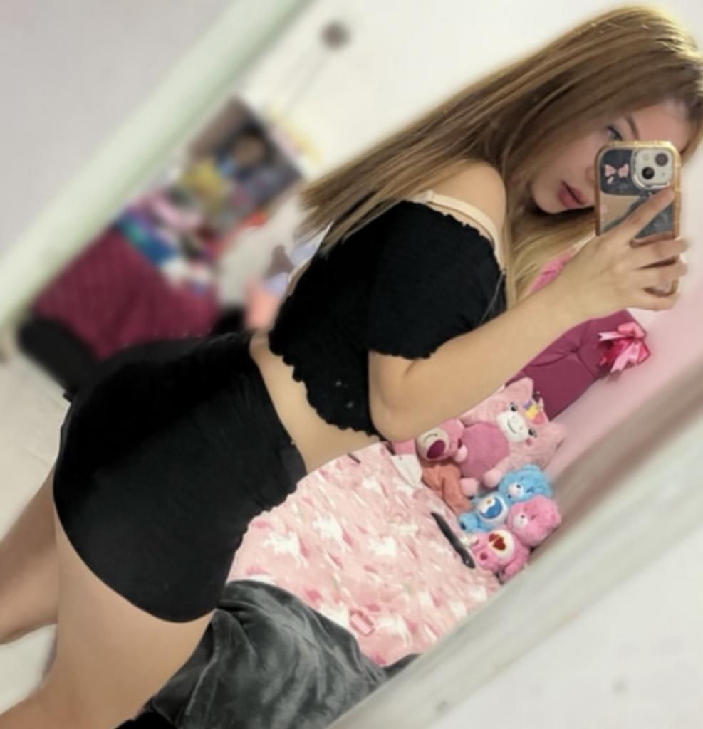 Chica busca chico en Huelva: 