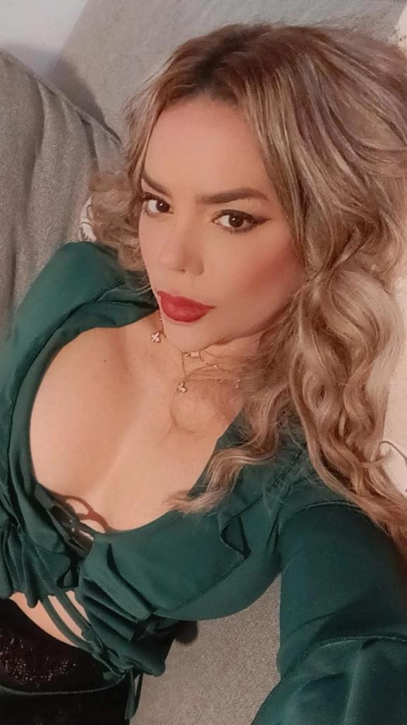 Chica busca chico en Sevilla: Chica busca chico