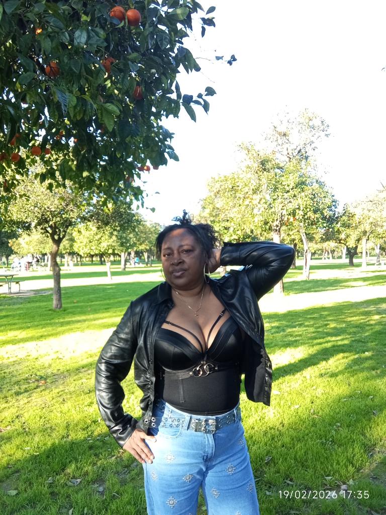 Chica busca chico en Valencia: 