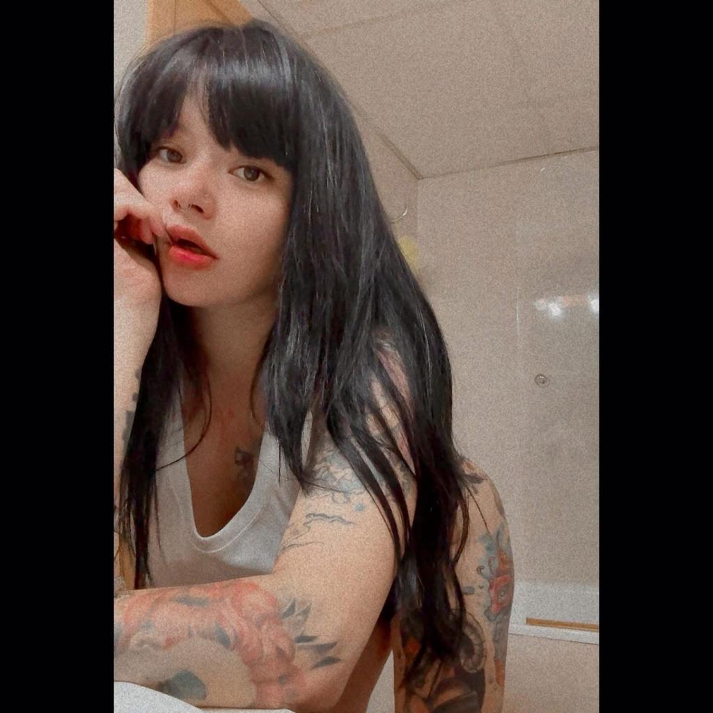 Chica busca chico en Cádiz: 