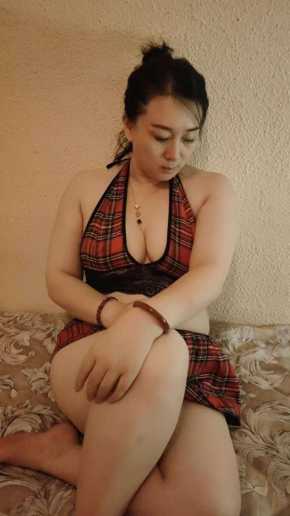 Chica busca chico en Gerona: 