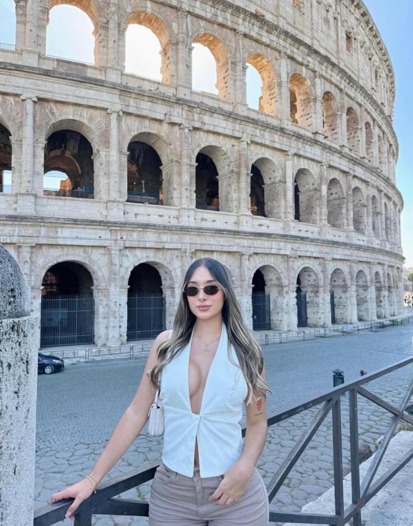 Chica busca chico en Barcelona: 