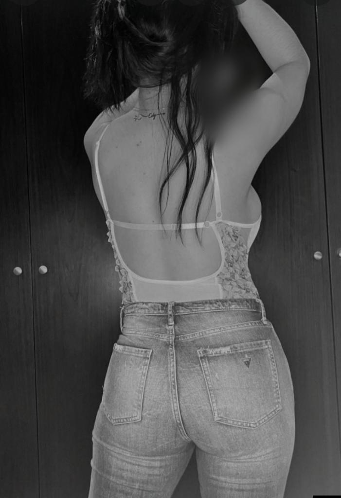 675999504: Chica busca chico en Asturias