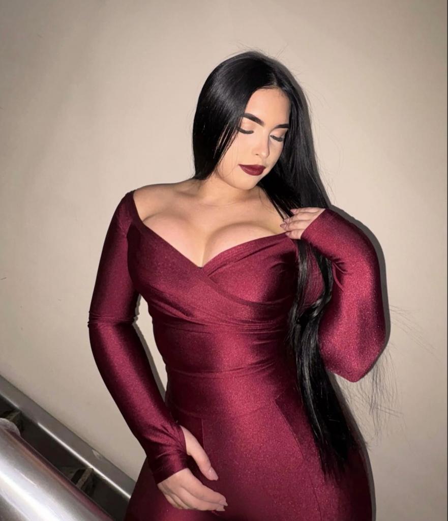 613831654: Chica busca chico en Cádiz