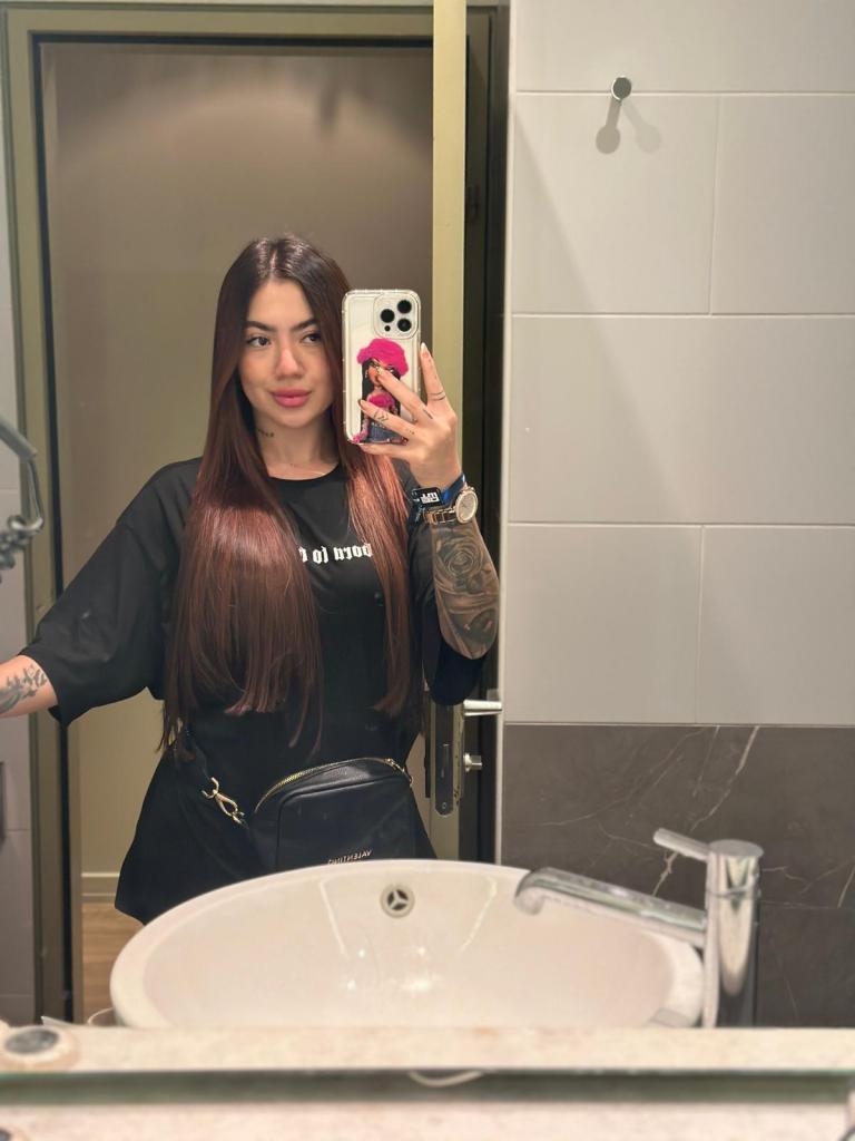 Chica busca chico en Mallorca: 