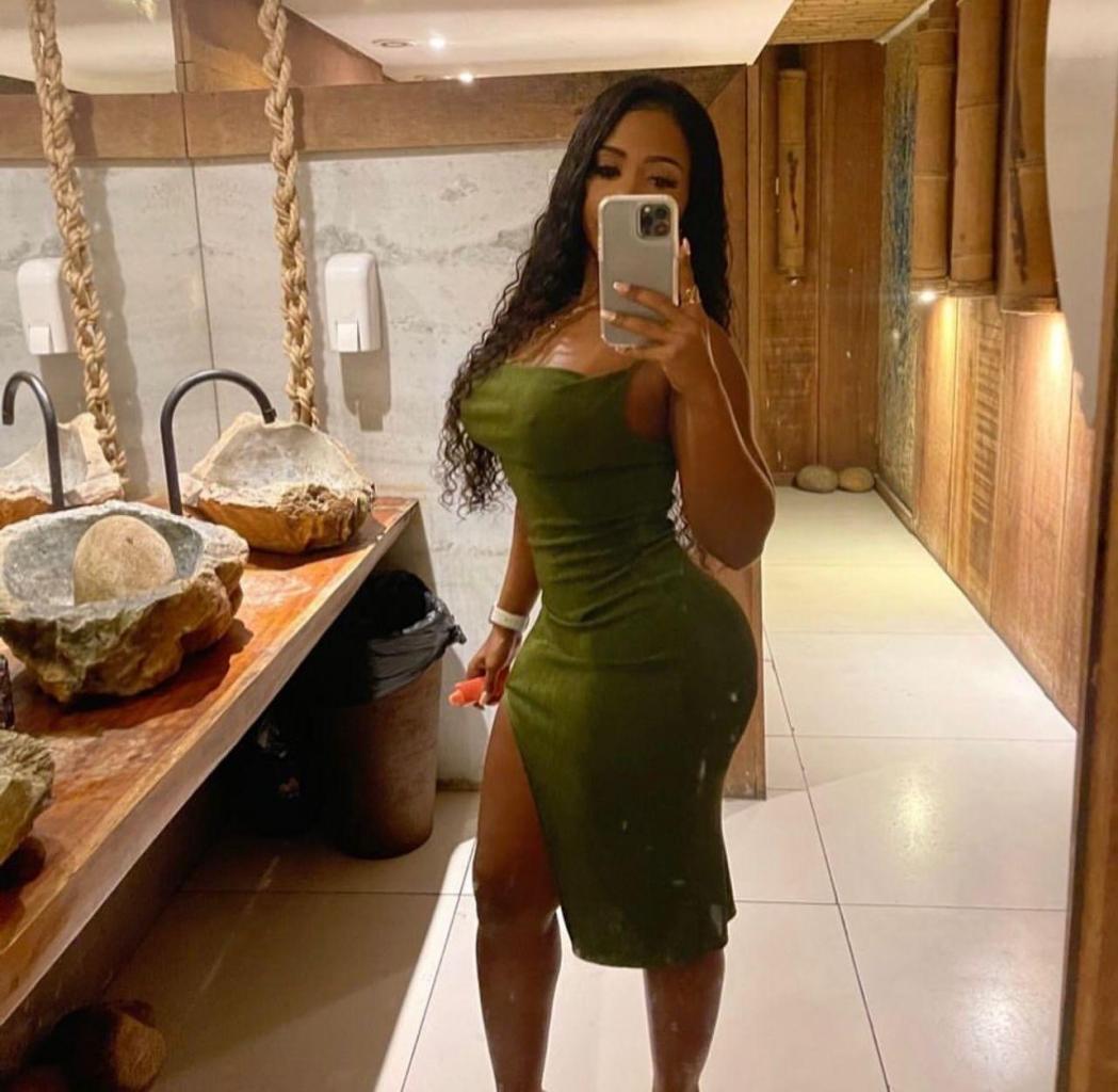 Chica busca chico en Cádiz: 