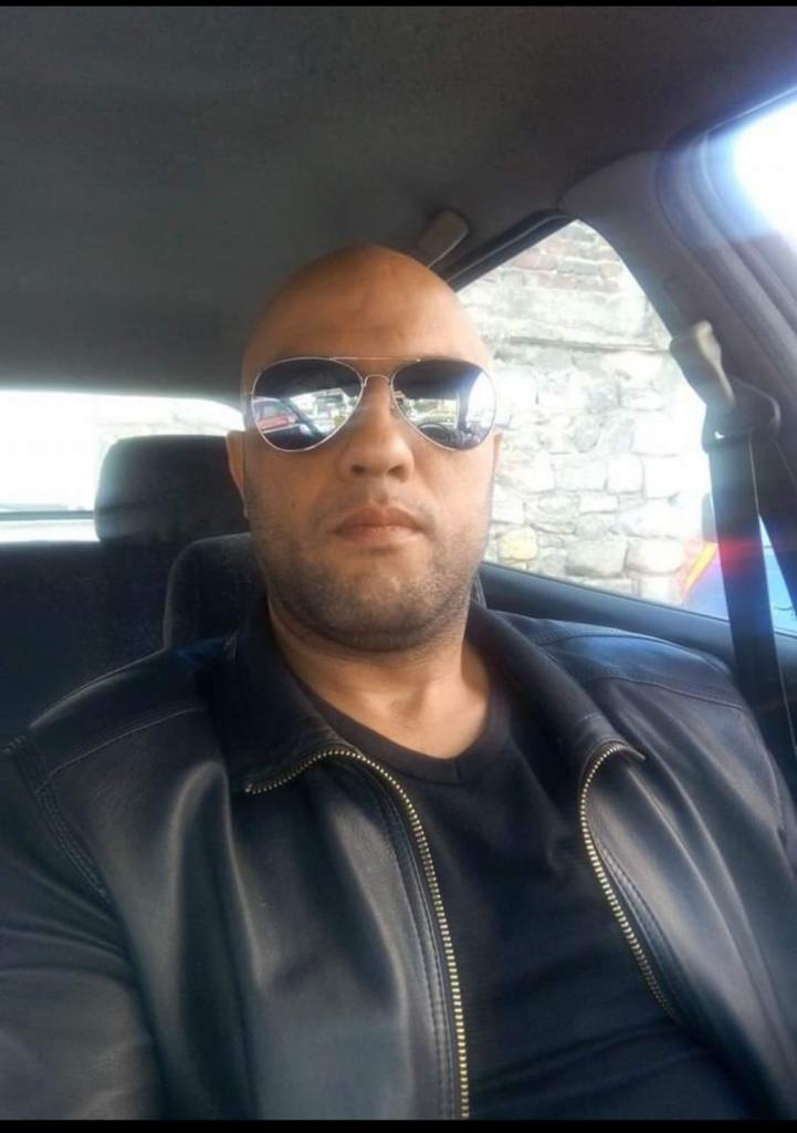 Chico busca chica en Alicante: 