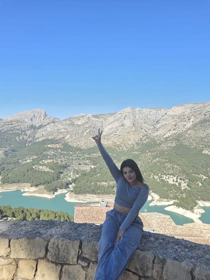 611279862: Chica busca chico en Alicante