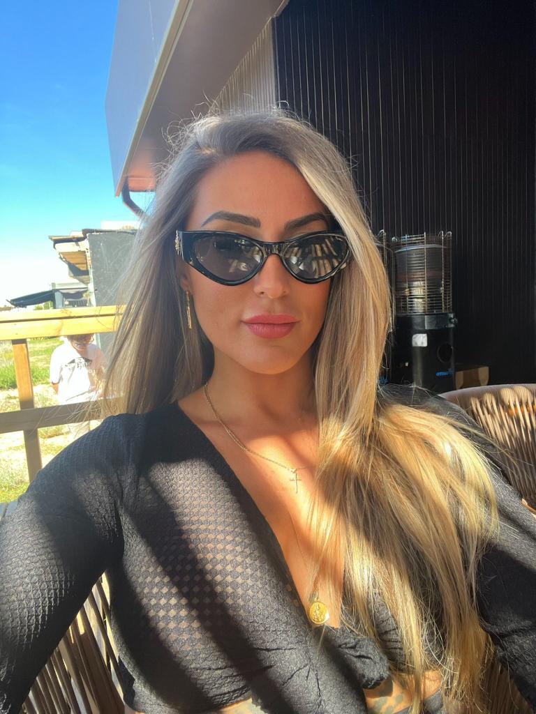 Chica busca chico en Cádiz: 