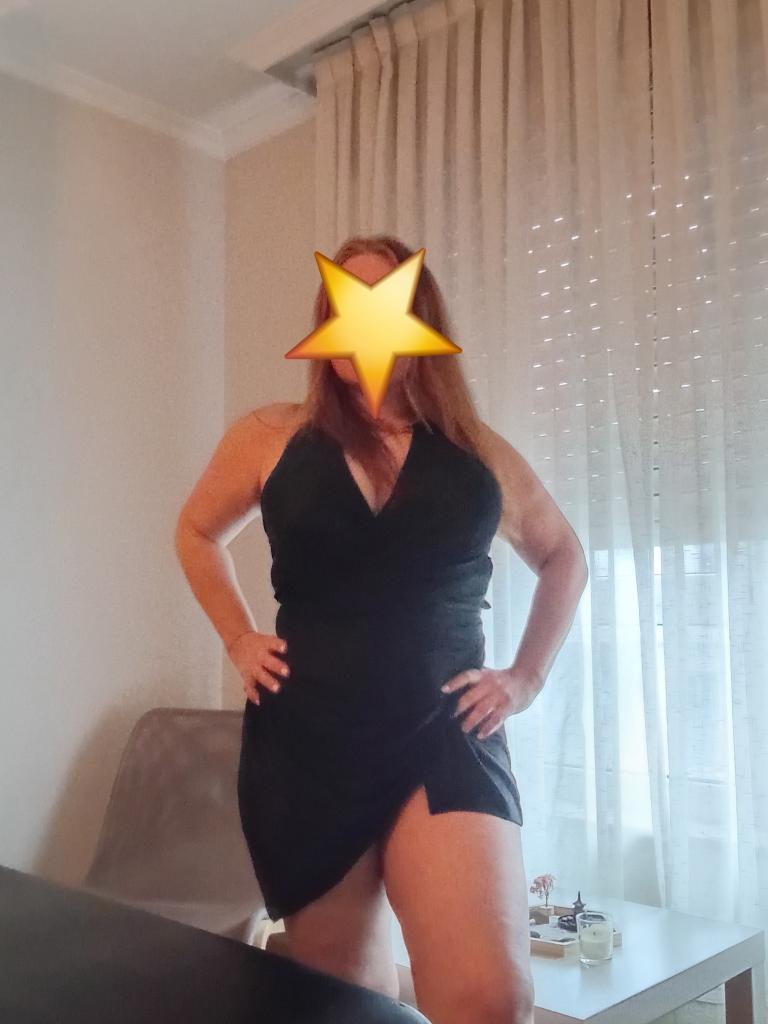 614965792: Chica busca chico en La Coruña