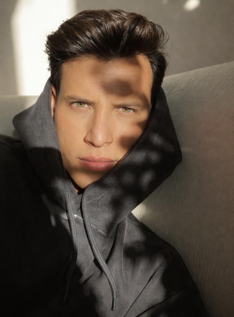 Chico busca chica en Valencia: 