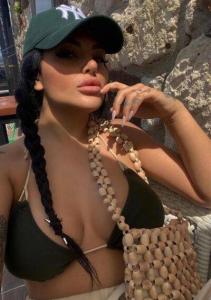 663159971: Chica busca chico en Alicante