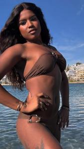 613763554: Transexual en Ibiza