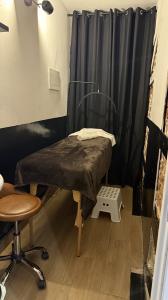 642044984: Chica busca chico en Madrid