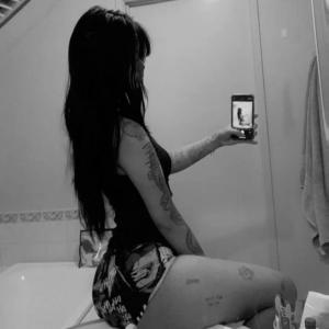 624093135: Chica busca chico en Burgos