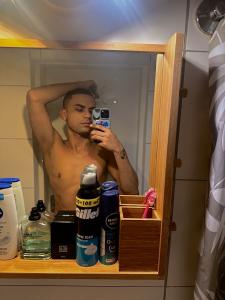 602433877: Chico busca chica en Valencia