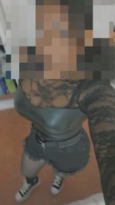 647237458: Chica busca chico en Málaga