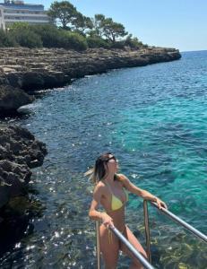 632238718: Chica busca chico en Barcelona