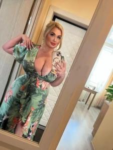 631110934: Chica busca chico en Barcelona