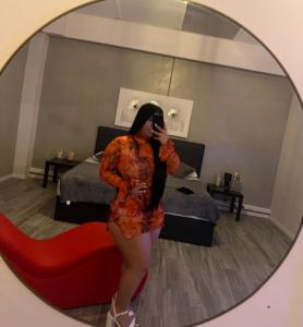 614705216: Chica busca chico en Alicante