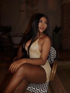 666305275: Chica busca chico en Lugo