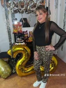 632561755: Chica busca chico en Madrid