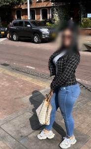 641585430: Chica busca chico en Cáceres
