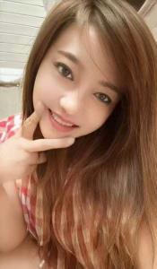 688009055: Chica busca chico en Barcelona